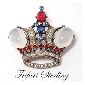 Rare! 1940’s ALFRED PHILIPPE/TRIFARI WW II Royal King Crown Book Piece Brooch